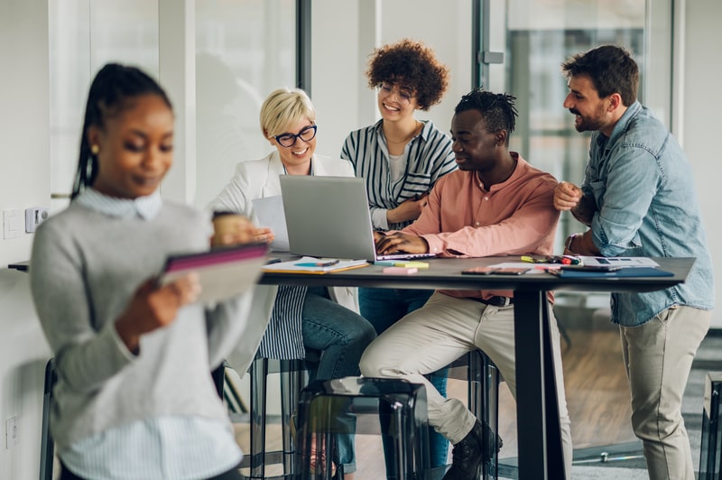 desenvolvimento pessoal mesa de trabalho